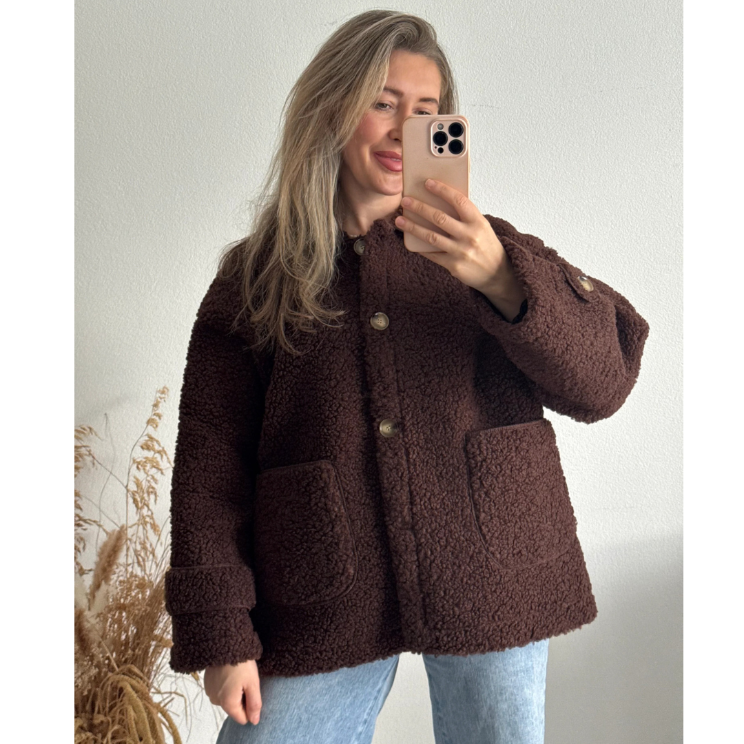 Catalina | Chaqueta Borreguito Crema con Botones