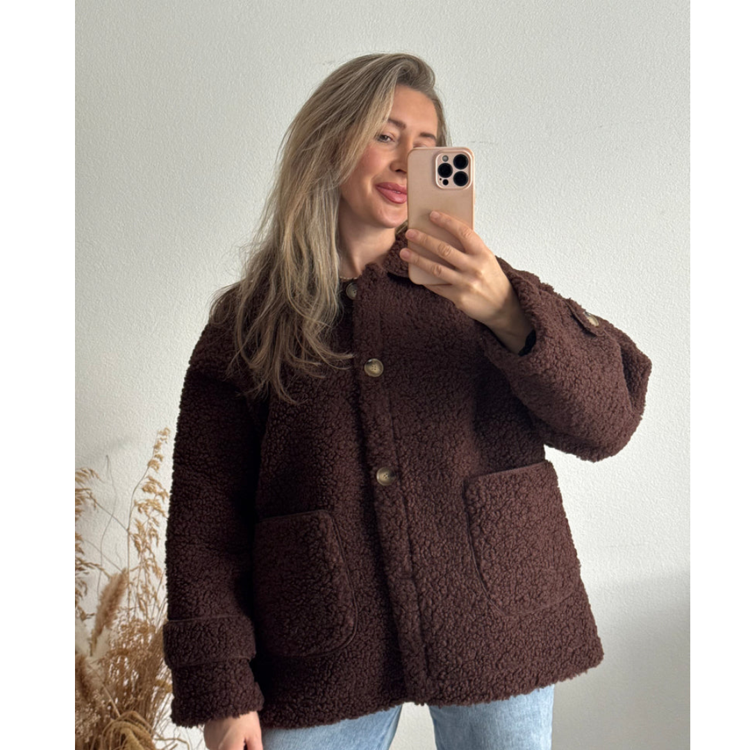 Catalina | Chaqueta Borreguito Crema con Botones
