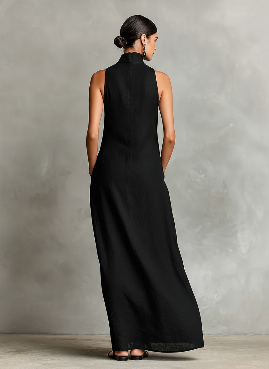 Leticia · Vestido Maxi Minimalista de Cuello Alto