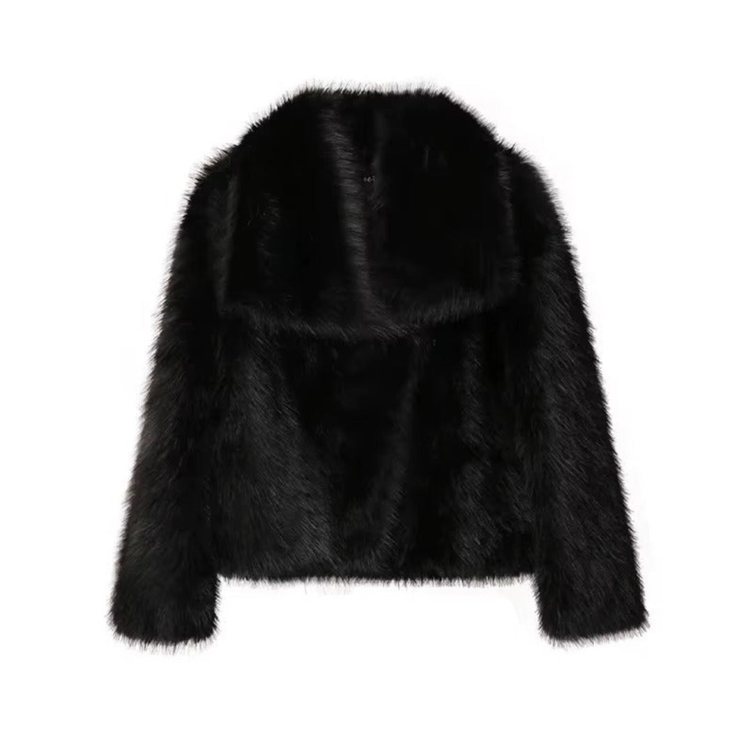 Margarita | Chaqueta Corta de Pelo con Cuello Ancho