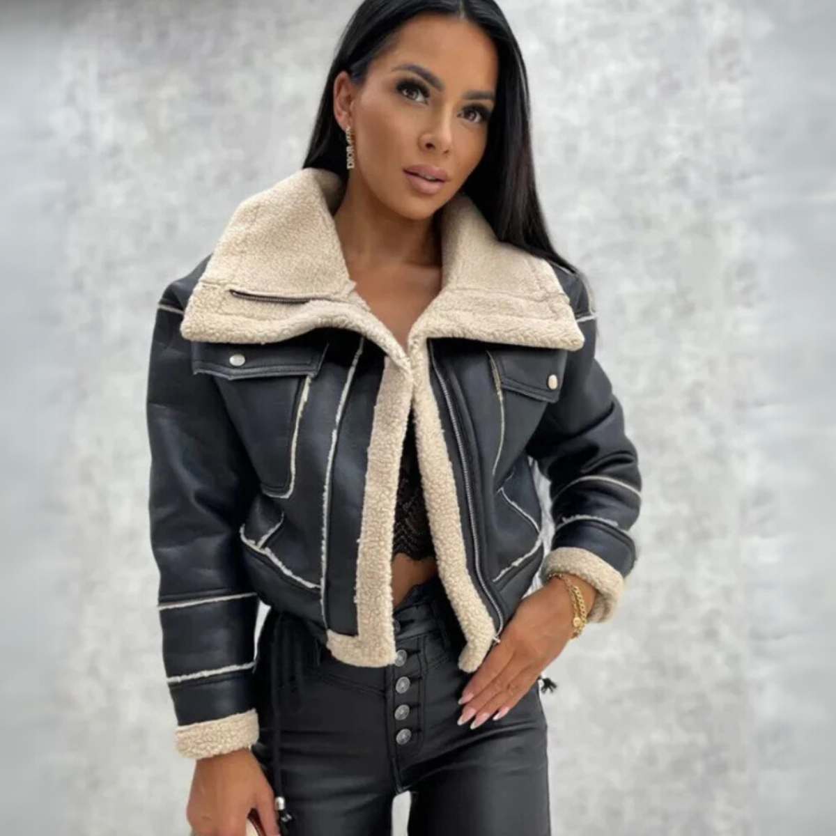 Ana | Chaqueta Entallada con Solapas
