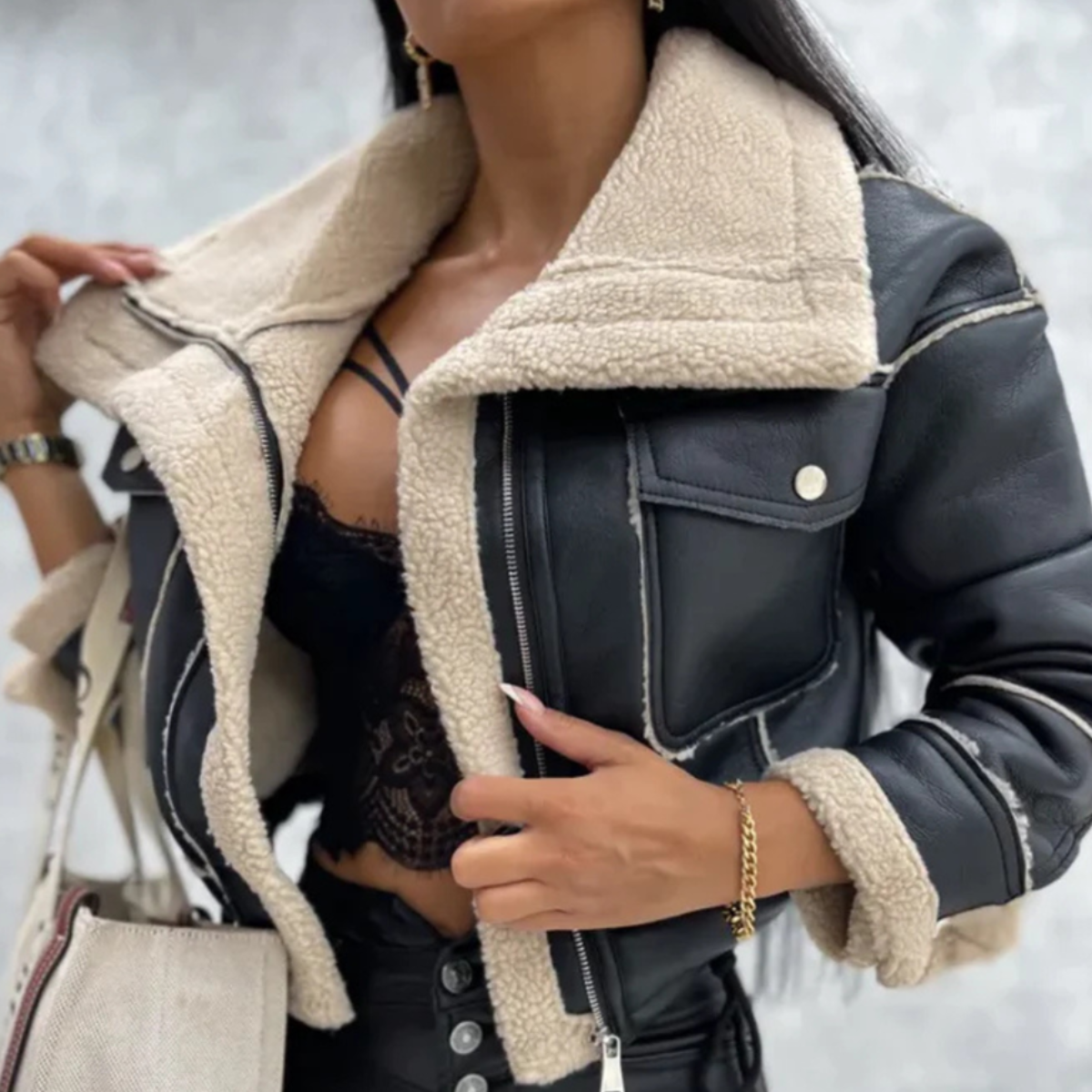 Ana | Chaqueta Entallada con Solapas