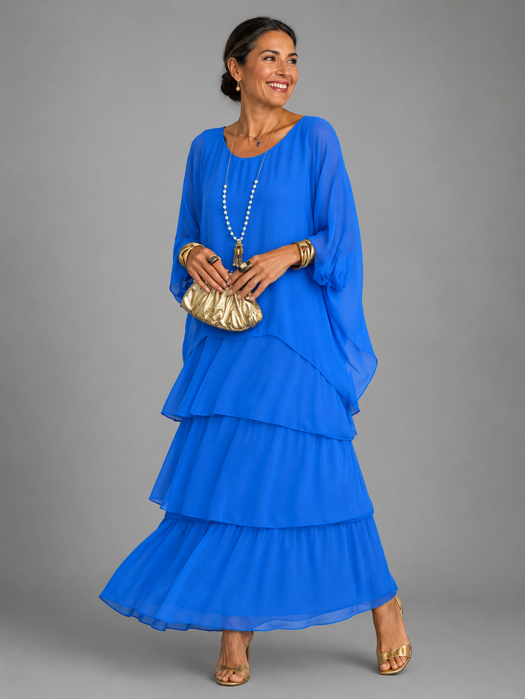 Lara · Vestido Maxi de Gasa con Manga Capa