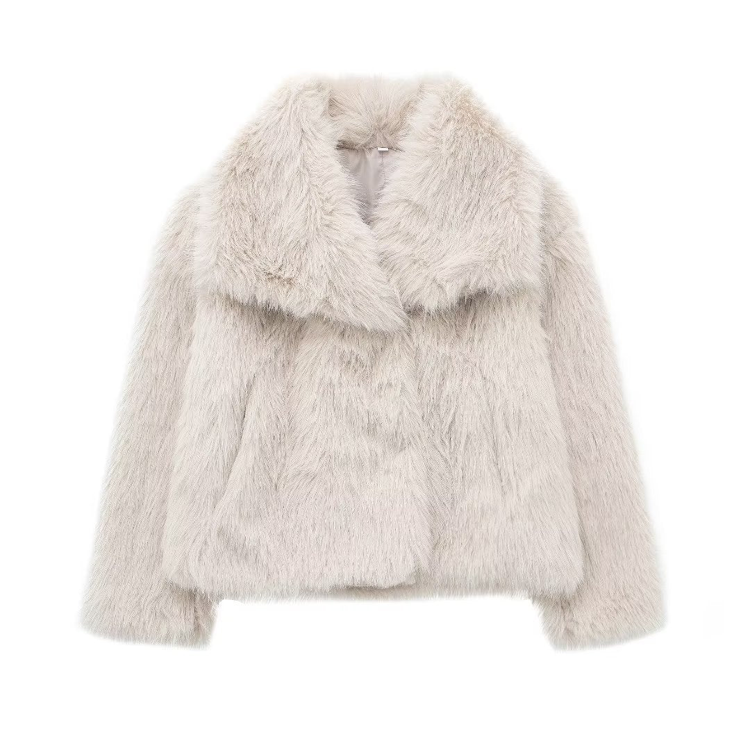 Margarita | Chaqueta Corta de Pelo con Cuello Ancho