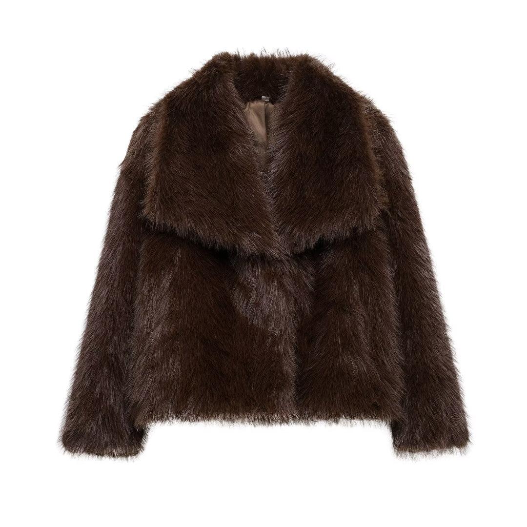 Margarita | Chaqueta Corta de Pelo con Cuello Ancho